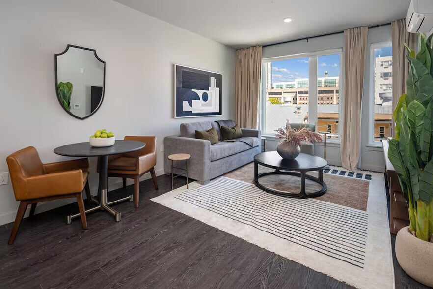 Building Photo - 51 South Broadway-SI FL4-ID1380128P