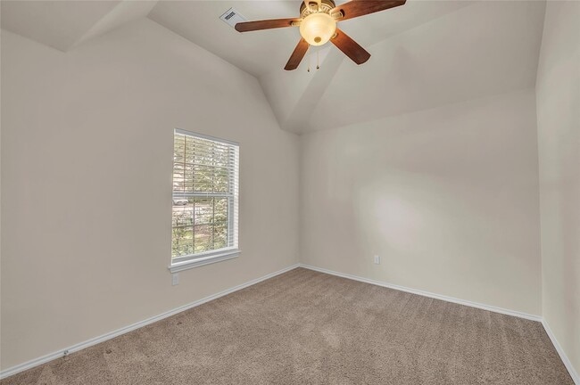 Building Photo - 712 Walsh Hill Trail