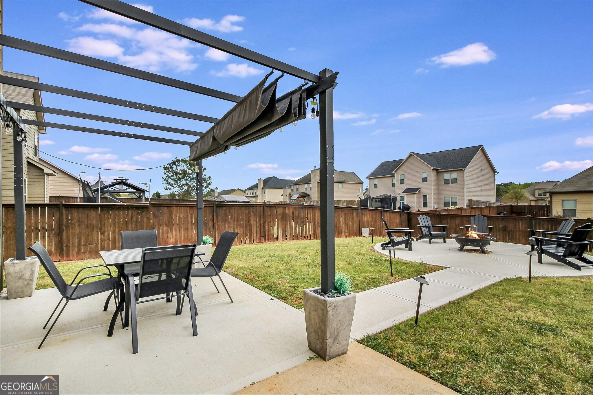 Building Photo - 529 Harmony Way