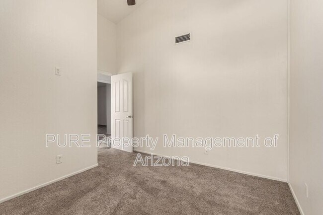Building Photo - 12406 W Roanoke Ave