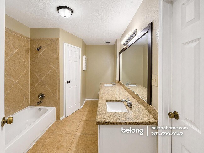Building Photo - 3108 Trembling Creek Cir