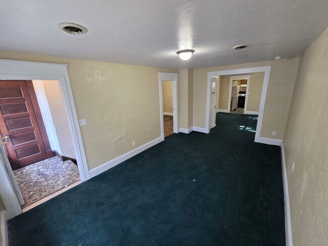 Building Photo - 414-416 Walbridge