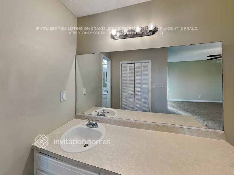 Building Photo - 2086 Arrowhead Trail