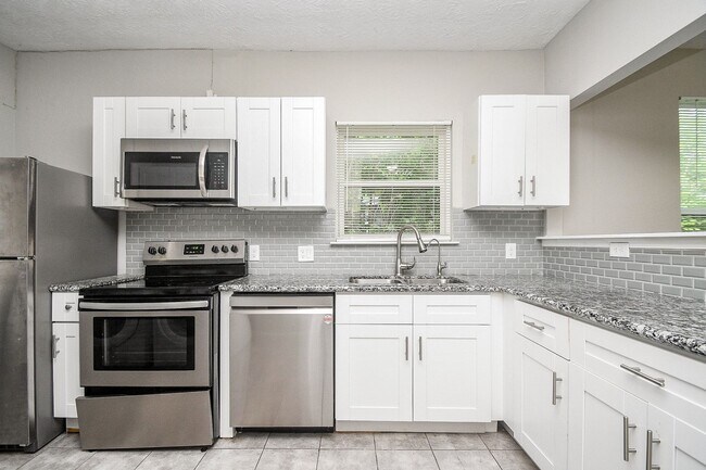 Building Photo - 4137 Galesburg St