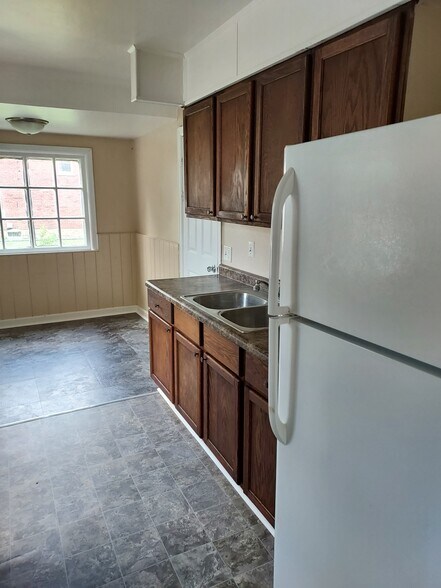Building Photo - 1428 Mulberry St