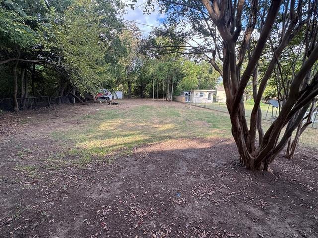Building Photo - 204 Live Oak Ln