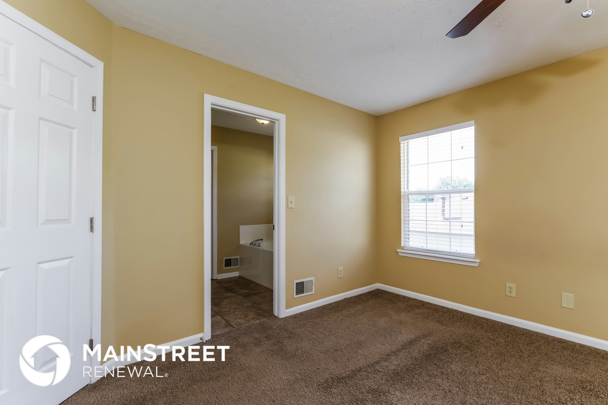 Building Photo - 9000 Barnoak Dr