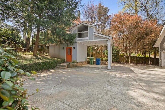 Building Photo - 1400 N Morningside Dr NE