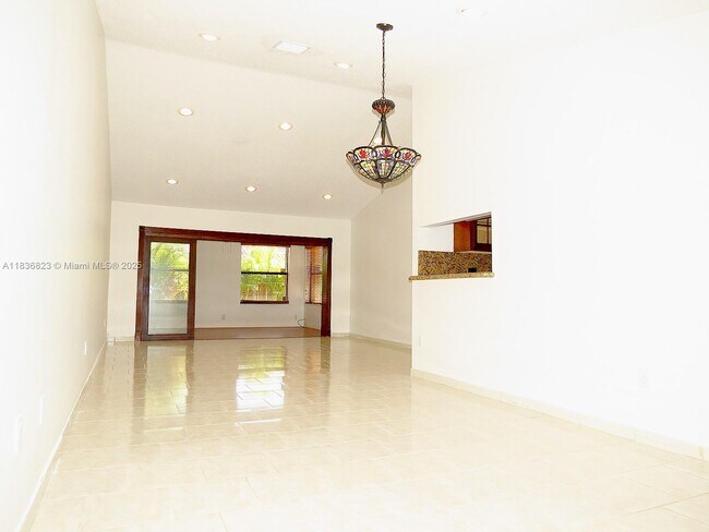 Building Photo - 8567 SW 115th Pl
