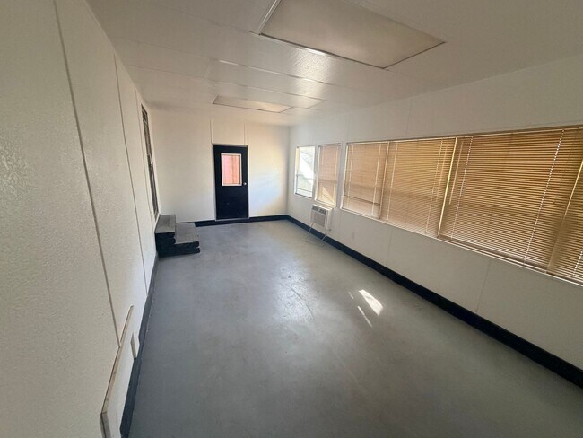 Building Photo - 7412 Western Cir Dr
