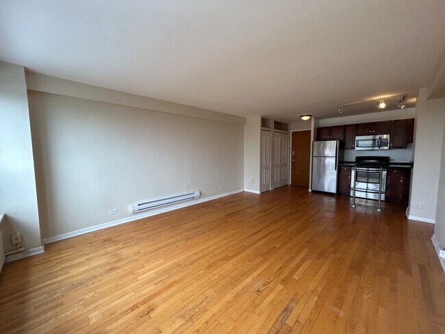 Building Photo - 4180 N Marine Dr