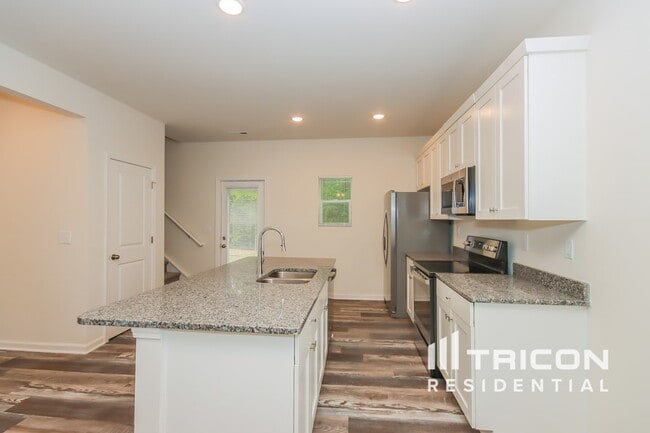 Building Photo - 113 Sunwood Ct