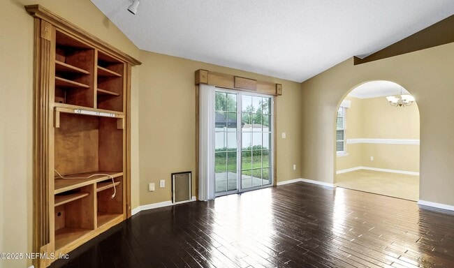 Building Photo - 3691 Cameron Crossing Dr