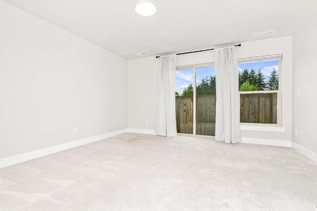 Building Photo - Spacious 4-Bedroom Townhome in Lake Stickney – Lynnwood- Available NOW for RENT
