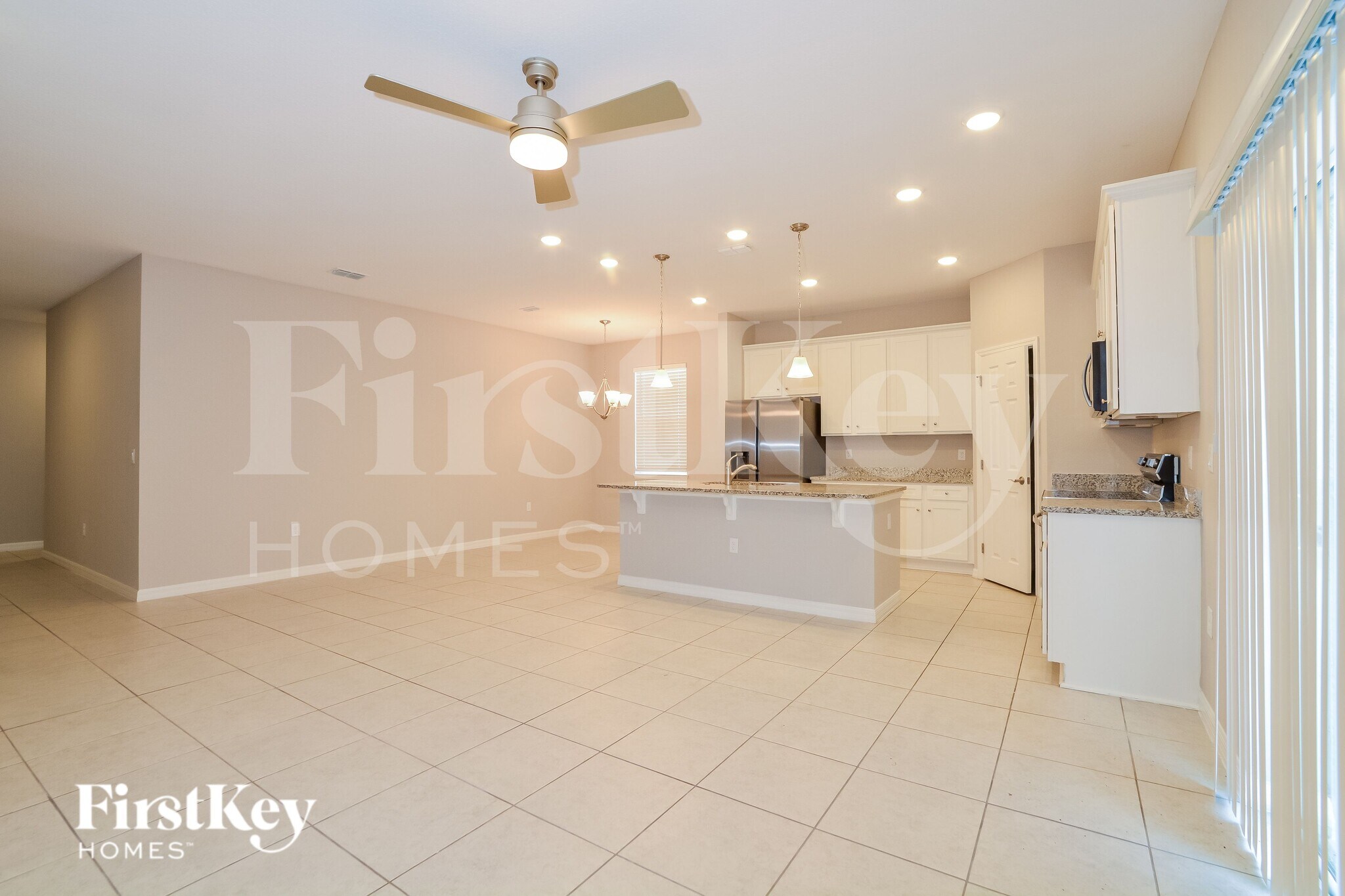 Building Photo - 1250 Ponca Rd