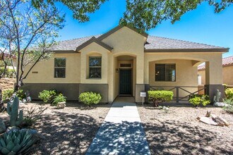 Building Photo - 3 Bedroom in Stoneridge