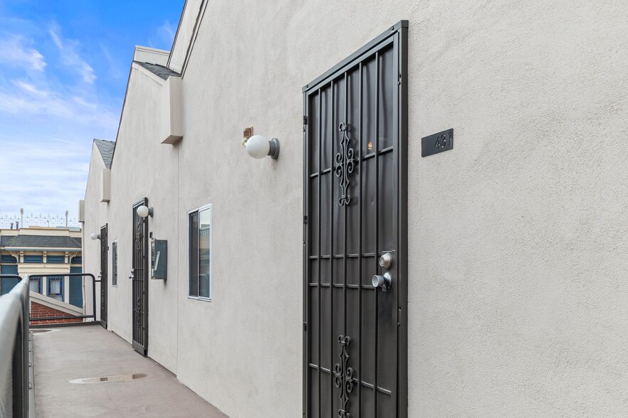 Building Photo - Cornerstone Lofts