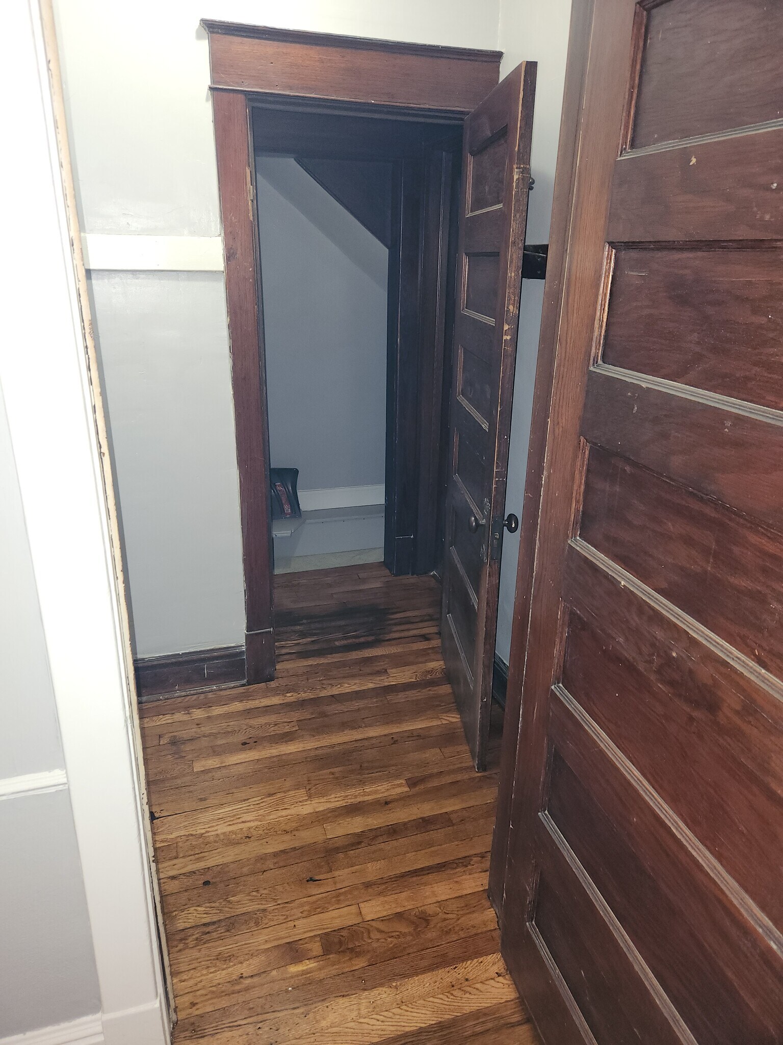 Building Photo - 3916 Clark Ave