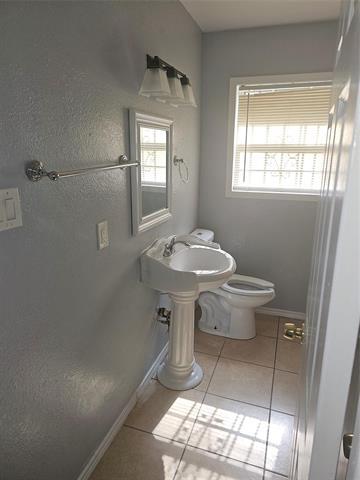 Building Photo - 4228 Lorin Ave