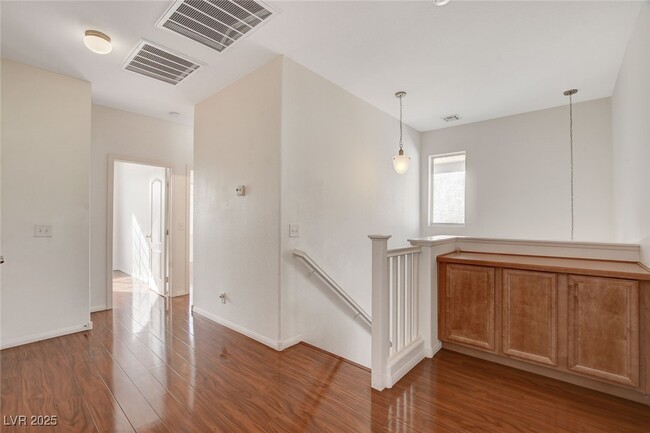 Building Photo - 5066 Silent Valley Ct