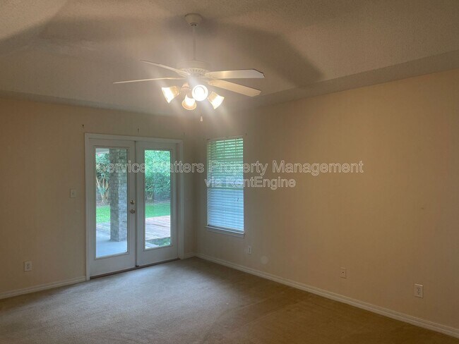 Building Photo - 6940 Hardwood Ct
