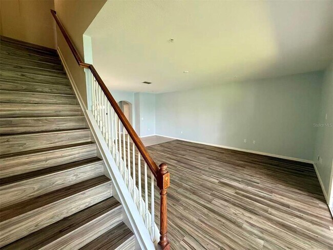 Building Photo - 13832 Dove Wing Ct