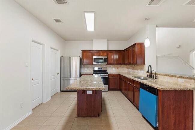 Building Photo - 20315 Mammoth Falls Dr