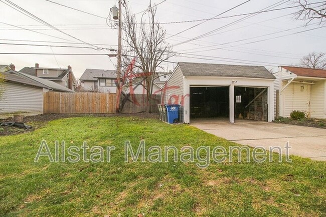 Building Photo - 1622 Northland Ave