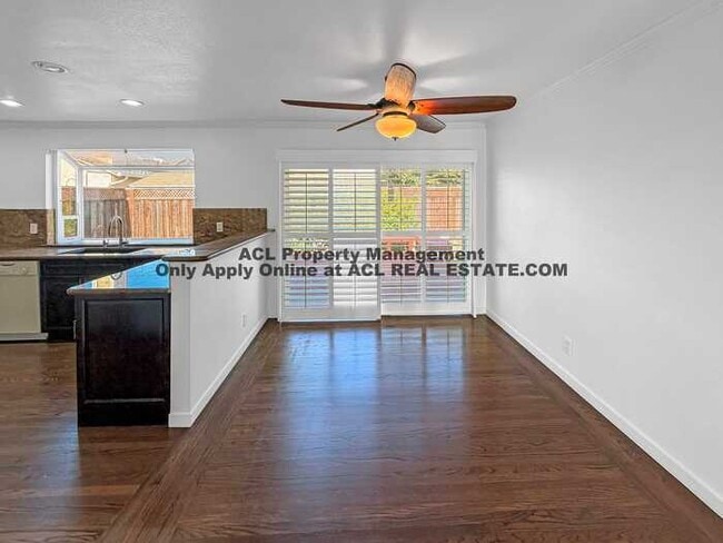 Building Photo - Charming San Lorenzo Village Home with Solar & Spacious Backyard