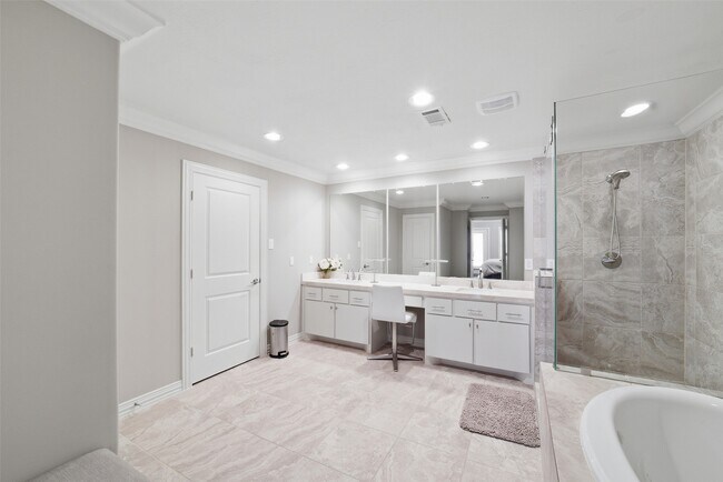 Building Photo - 13428 Preston Cliff Ct