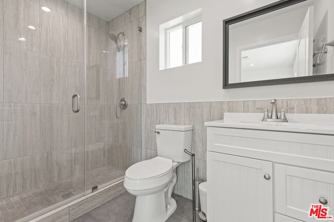 Building Photo - 119-119 S Myers St