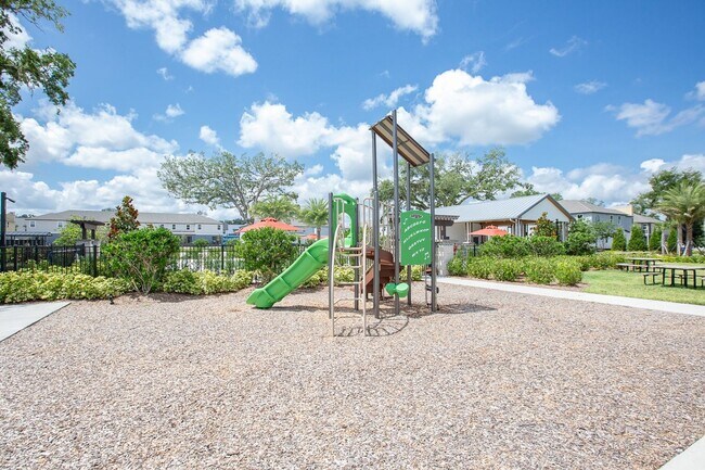 Building Photo - 1431 Broad Wing Ln