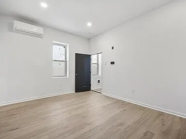 Building Photo - 1500 W Tioga St