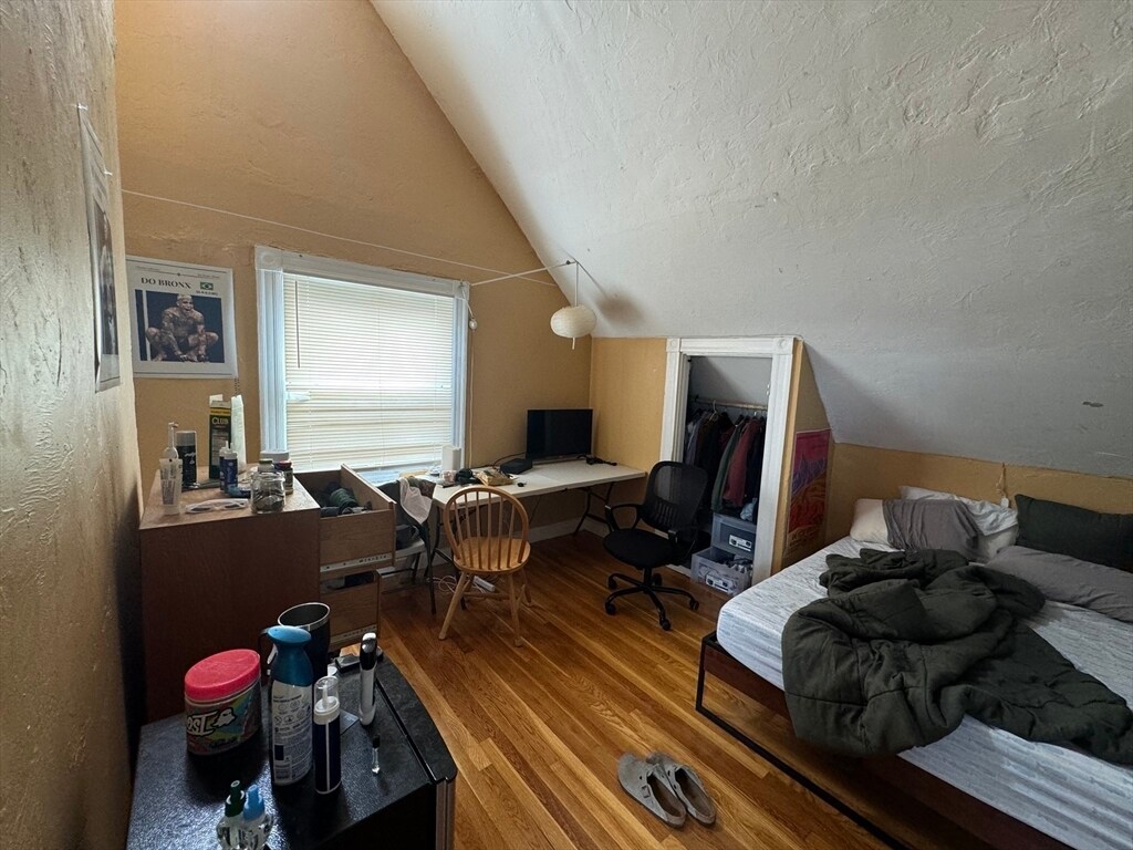*Pictures are representative samples of the advertised unit. In some cases, the actual units you tou - 20 South St
