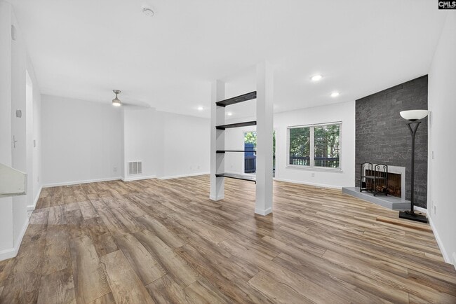 Building Photo - 298 Outrigger Ln