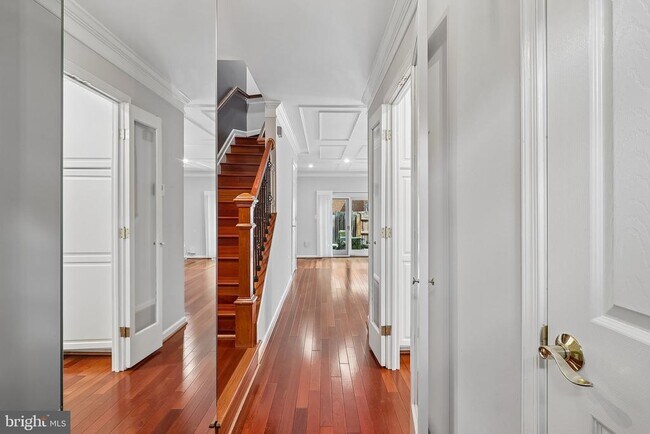 Building Photo - 519 Brummel Ct NW