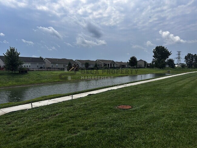 Building Photo - 288 Crestfield Ct