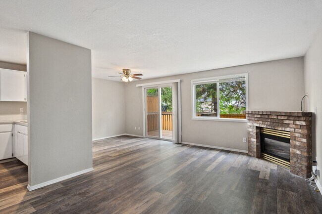 Primary Photo - 6133SE