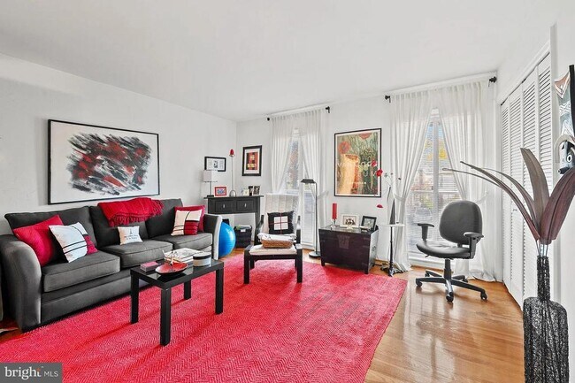 Building Photo - 42 Bouton Green Ct