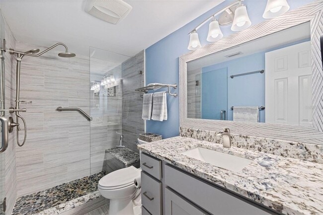 Building Photo - 6365 Bahia Del Mar Blvd S