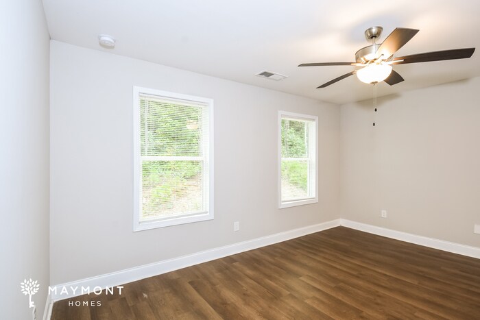Building Photo - 39 Hood Park Dr