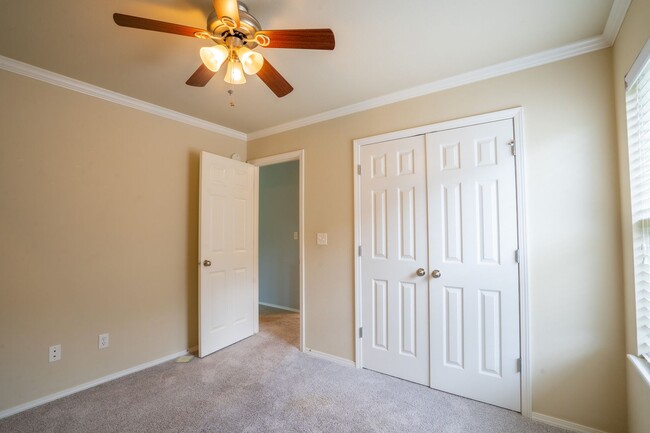 Building Photo - 4 Bed | 2 Bath | Owasso | $2060 | Mid July