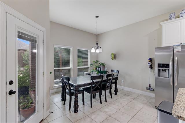 Building Photo - 10709 Parnell Dr