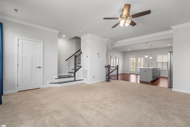 Building Photo - 23 Itasca Dr