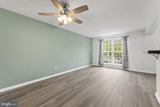 Building Photo - 703 Horse Chestnut Ct