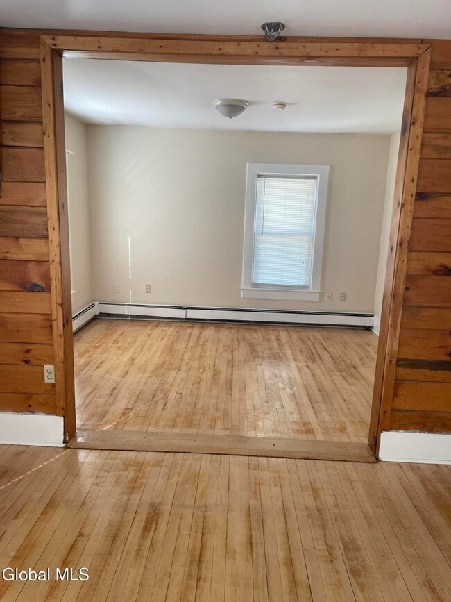 Building Photo - 31 Crandall St