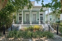 Building Photo - 3121 Maurepas St