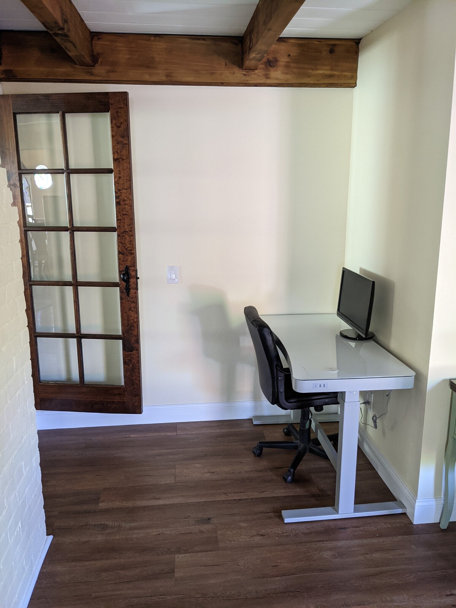 Bonus Room/3rd Bedroom with Office Nook - 5762 Olvera Ave