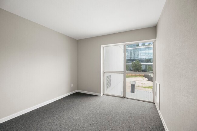 Building Photo - 5050 Ambassador Way