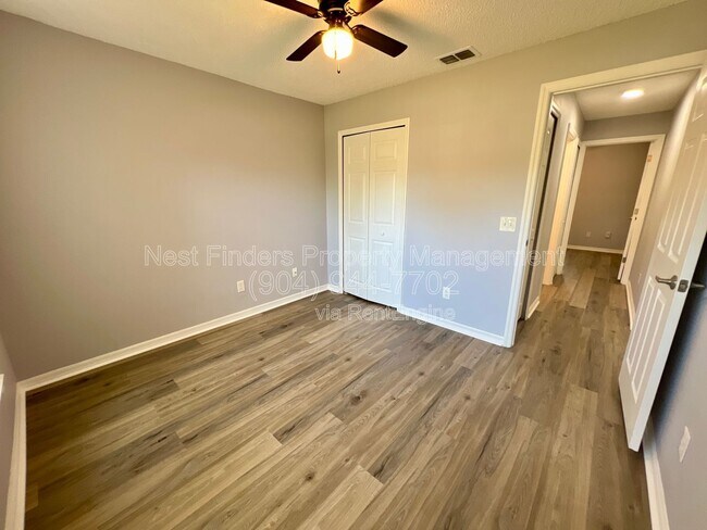 Building Photo - 2669 Lantana Lakes Dr E